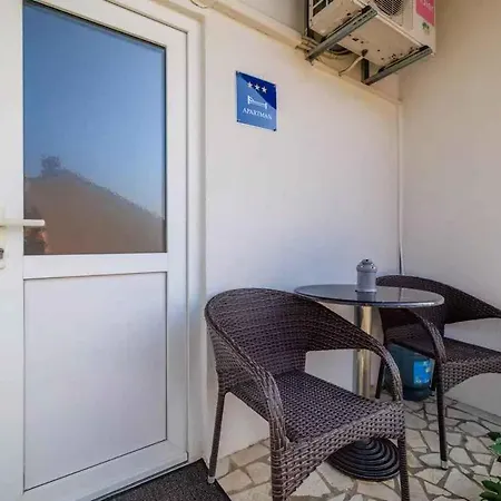 Διαμέρισμα In 53539 Crikvenica