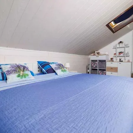 Apartmán In Crikvenica 53539 *