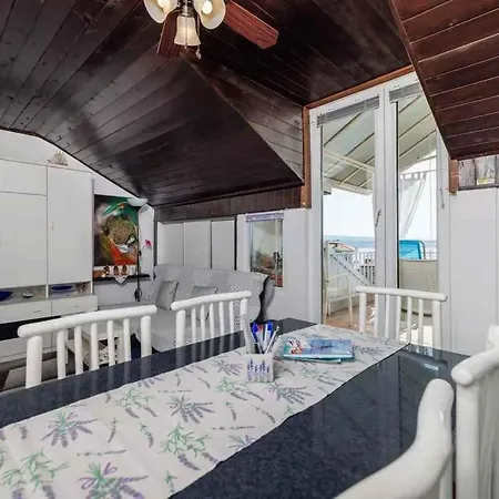 In 53539 Διαμέρισμα Crikvenica